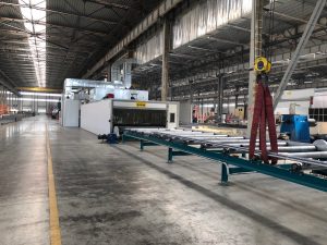 Входной роликовый конвейер